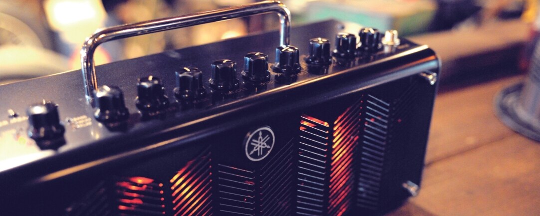 THR - Overview - Guitar Amps - Products - Guitars, Basses & Amps